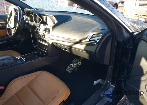 2014 Mercedes-Benz E 550 из США, поврежденный, VIN WDDKK7DF8EF231801